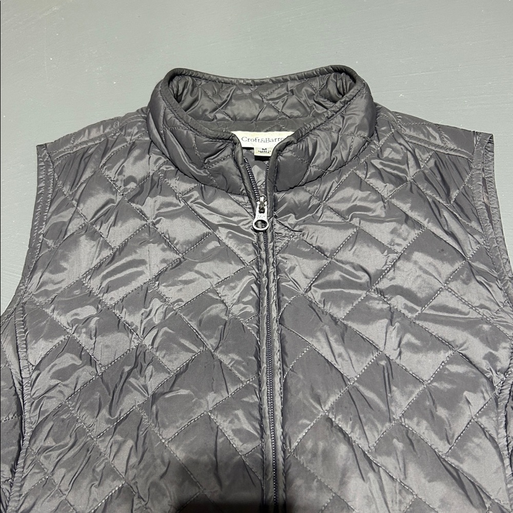 Croft & Barrow Gray Quilted Diamond Pattern Lightweight Vest Jacket (Women’s M) - Picture 4 of 10